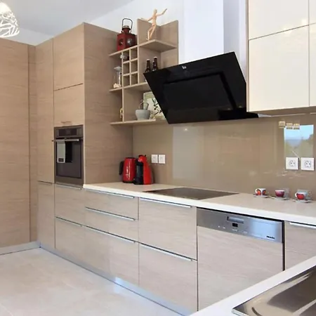 Iremia Des Waouw En Toute Serenite! فيلة Chaliotata