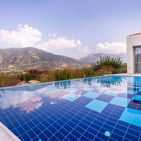 וילה Iremia, Piscine A Debordement & Vue Panoramique *